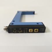 Sensor de registro tipo horquilla WF80, rango 80mm, luz infrarroja, salida PNP/NPN, conexión M8 4 Pin, IP65